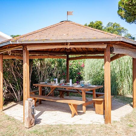 Agriturismo L'Istrice Di Gio 몬탈토디카스트로 외부 사진