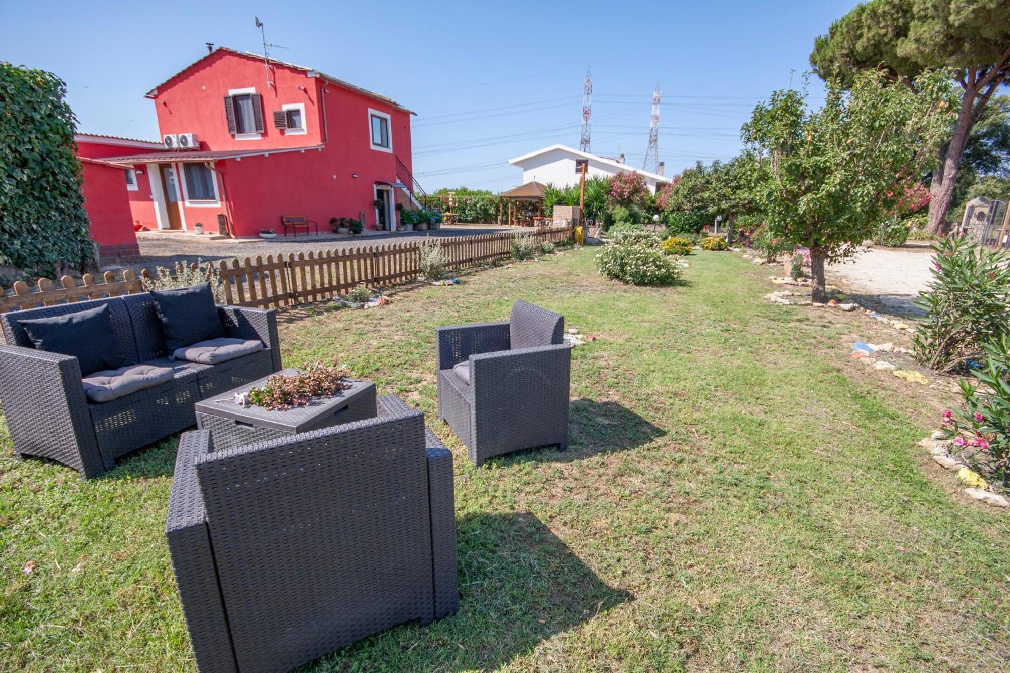 Agriturismo L'Istrice Di Gio 몬탈토디카스트로 외부 사진