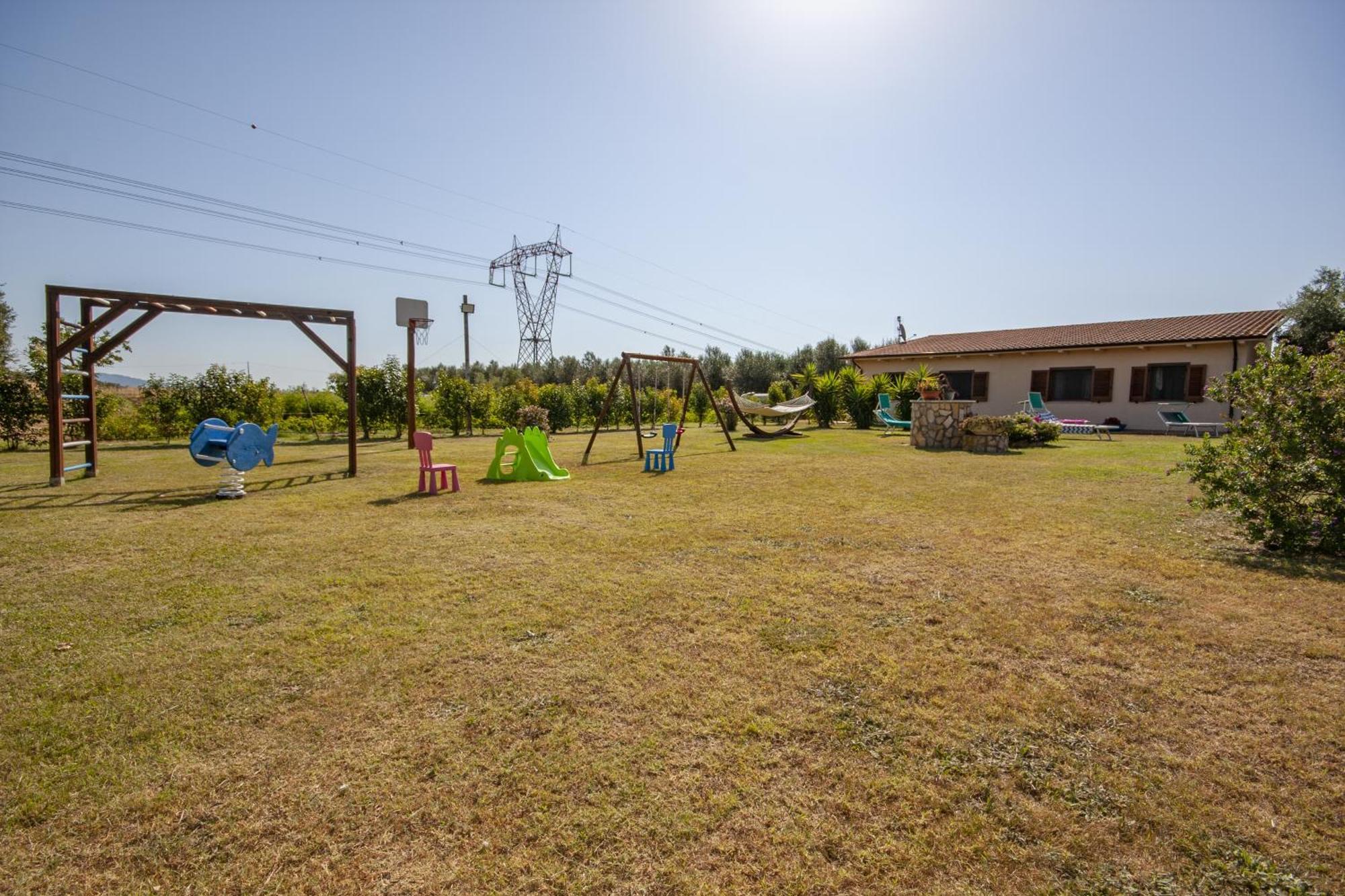 Agriturismo L'Istrice Di Gio 몬탈토디카스트로 외부 사진