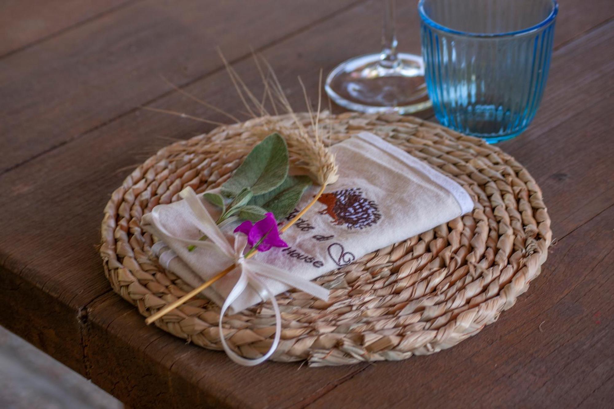 Agriturismo L'Istrice Di Gio 몬탈토디카스트로 외부 사진